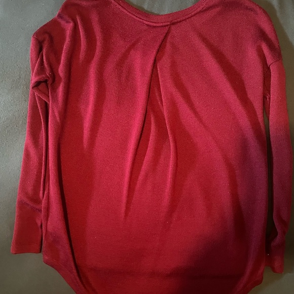 Full arm burgundy sweater. XS - Picture 3 of 5